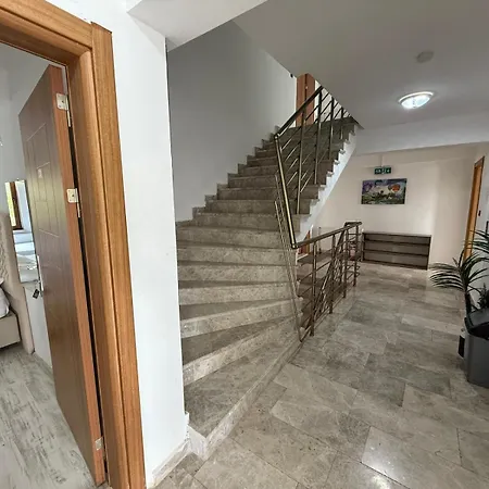 Hotel Ulus *
