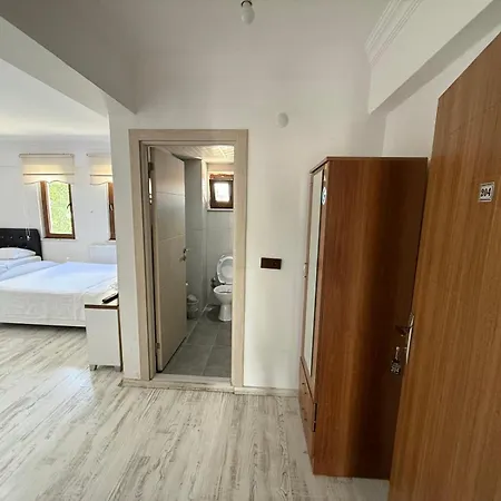 Hotel Ulus *